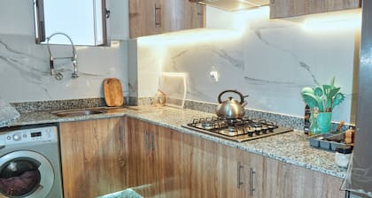 Anza Beach View Apartment