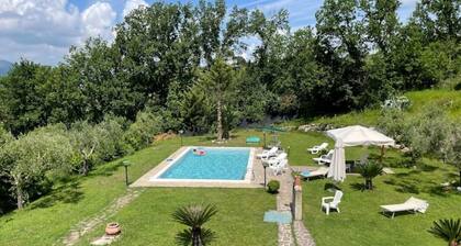 Cozy Country Villa with Pool and Large Outdoor Patio Donna Romina