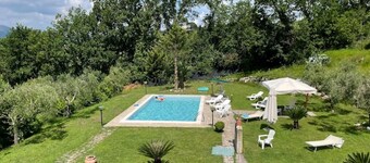 Cozy Country Villa with Pool and Large Outdoor Patio Donna Romina