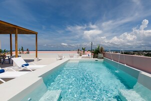 2 piscinas al aire libre