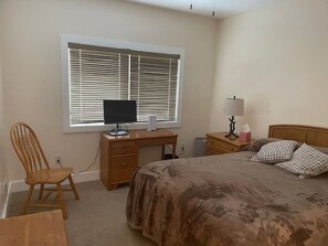 3 chambres, bureau, Wi-Fi, draps fournis