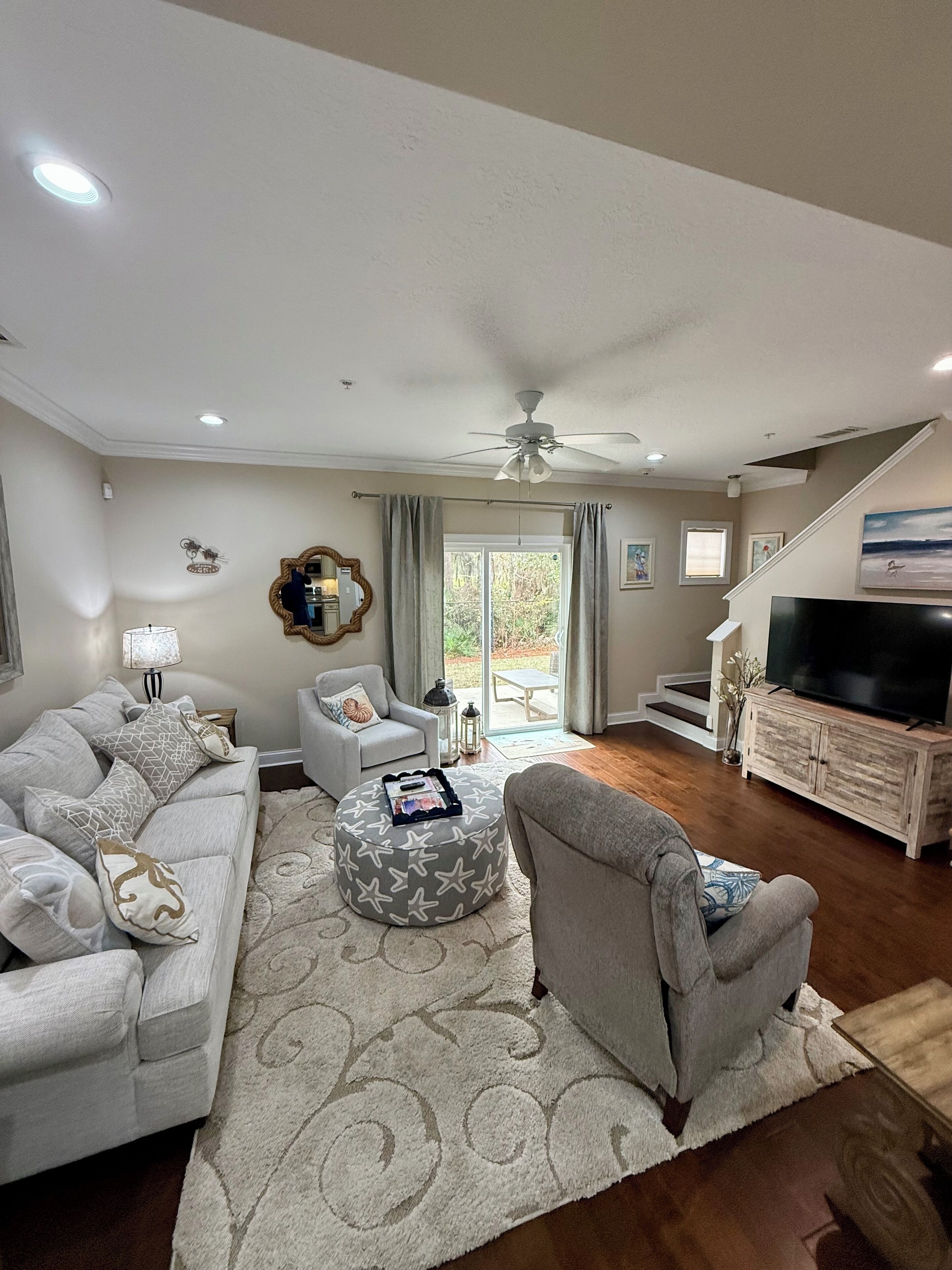 Smart-TV, Bücher, Drucker