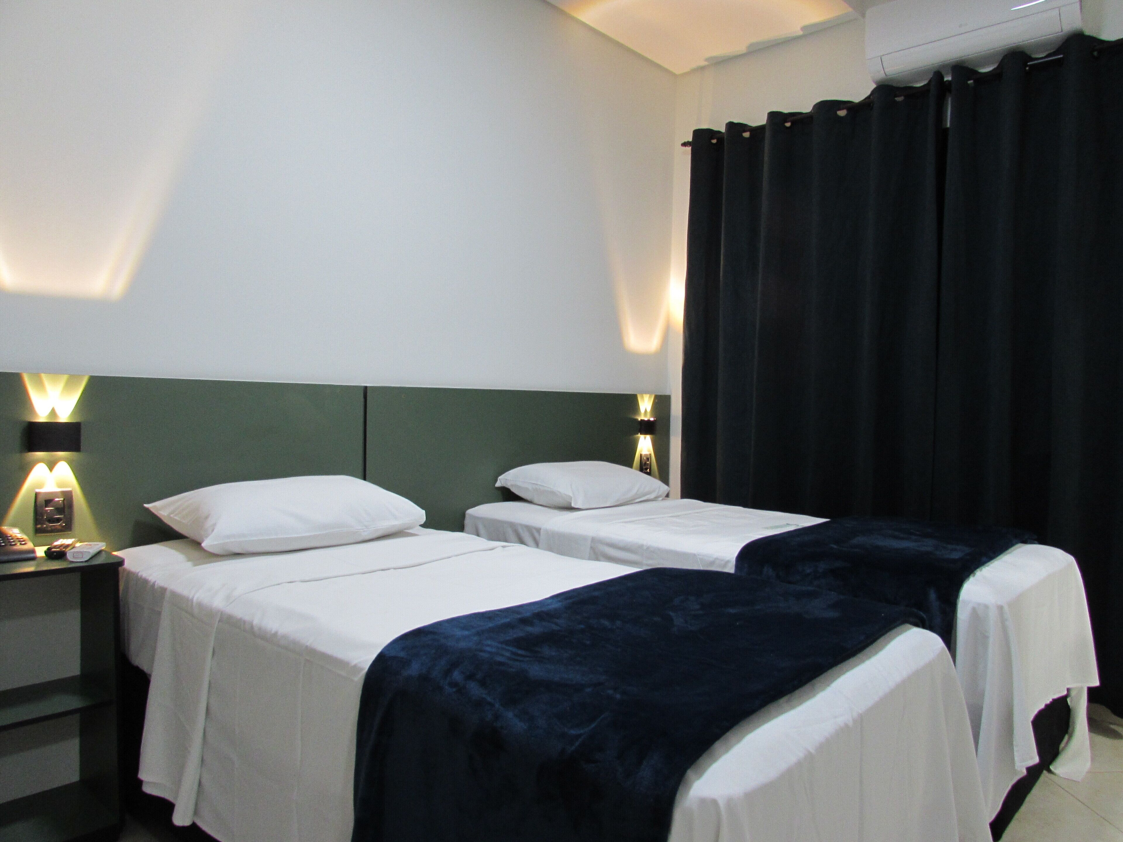 Photo - Hotel Paramount