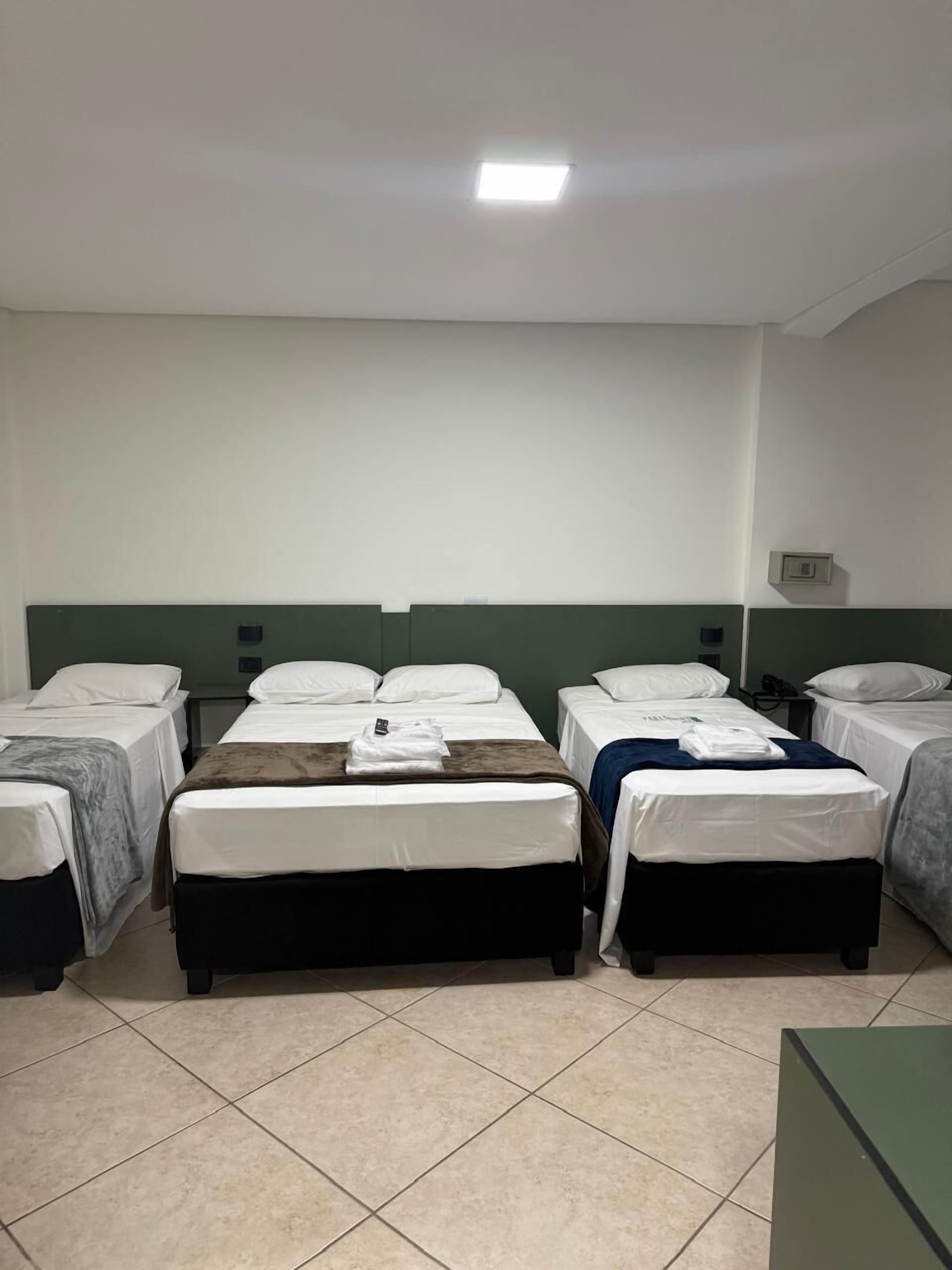 Chambre Familiale | Wi-Fi gratuit, draps fournis