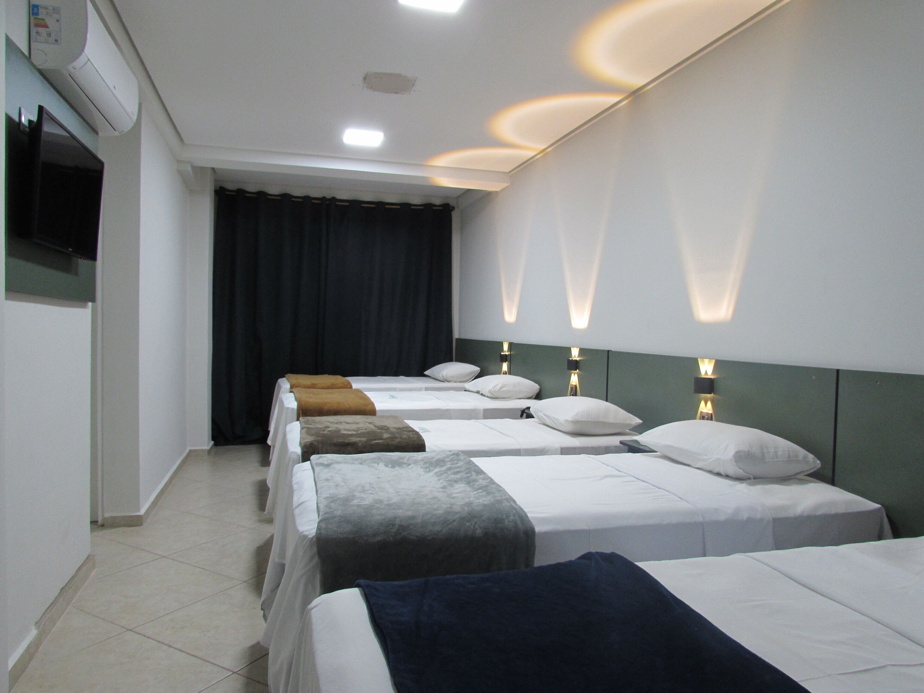 Photo - Hotel Paramount