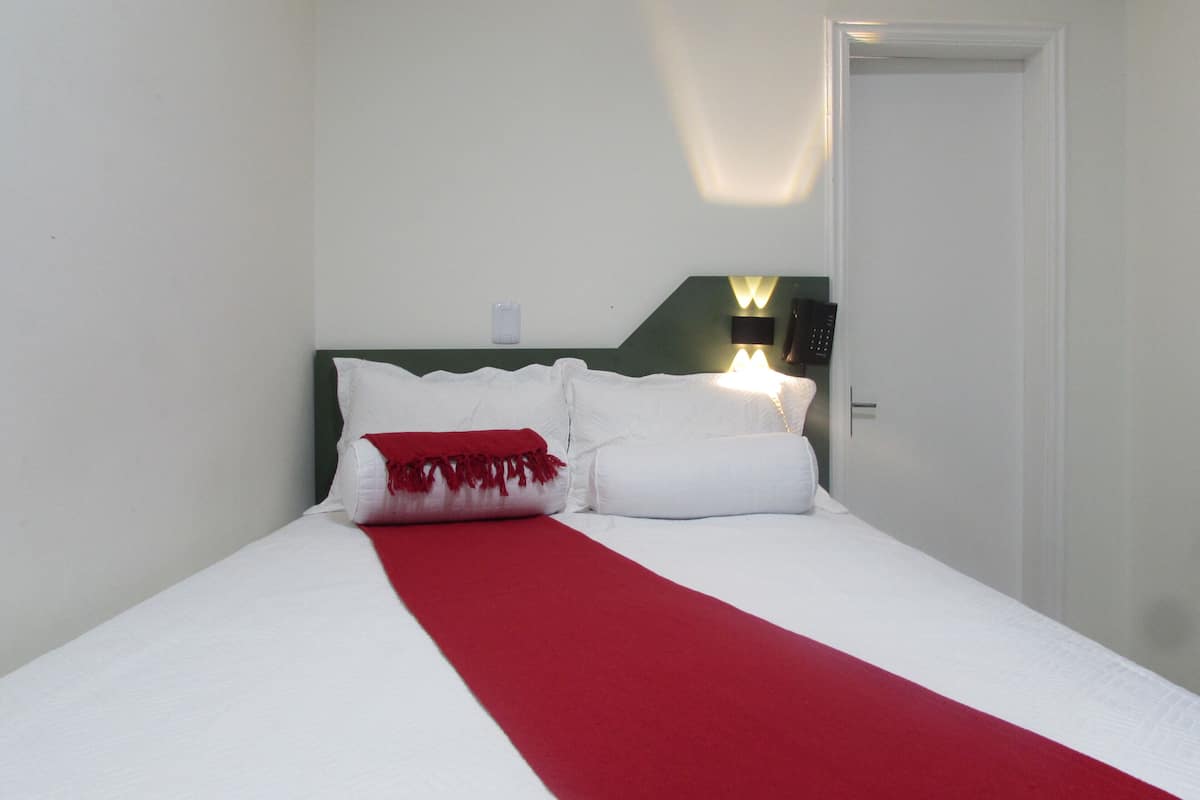 Basic Double Room | Free WiFi, bed sheets