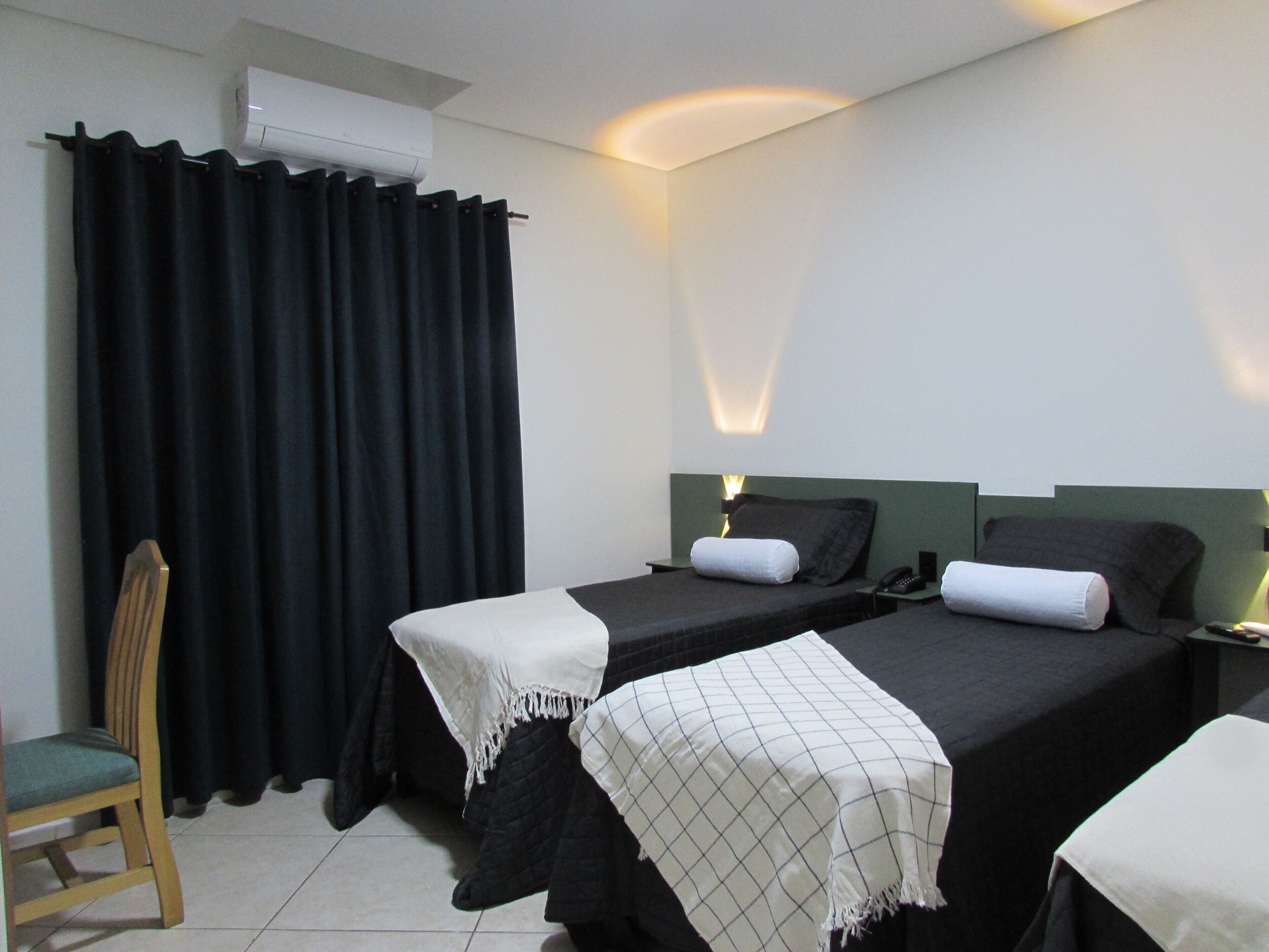 Photo - Hotel Paramount