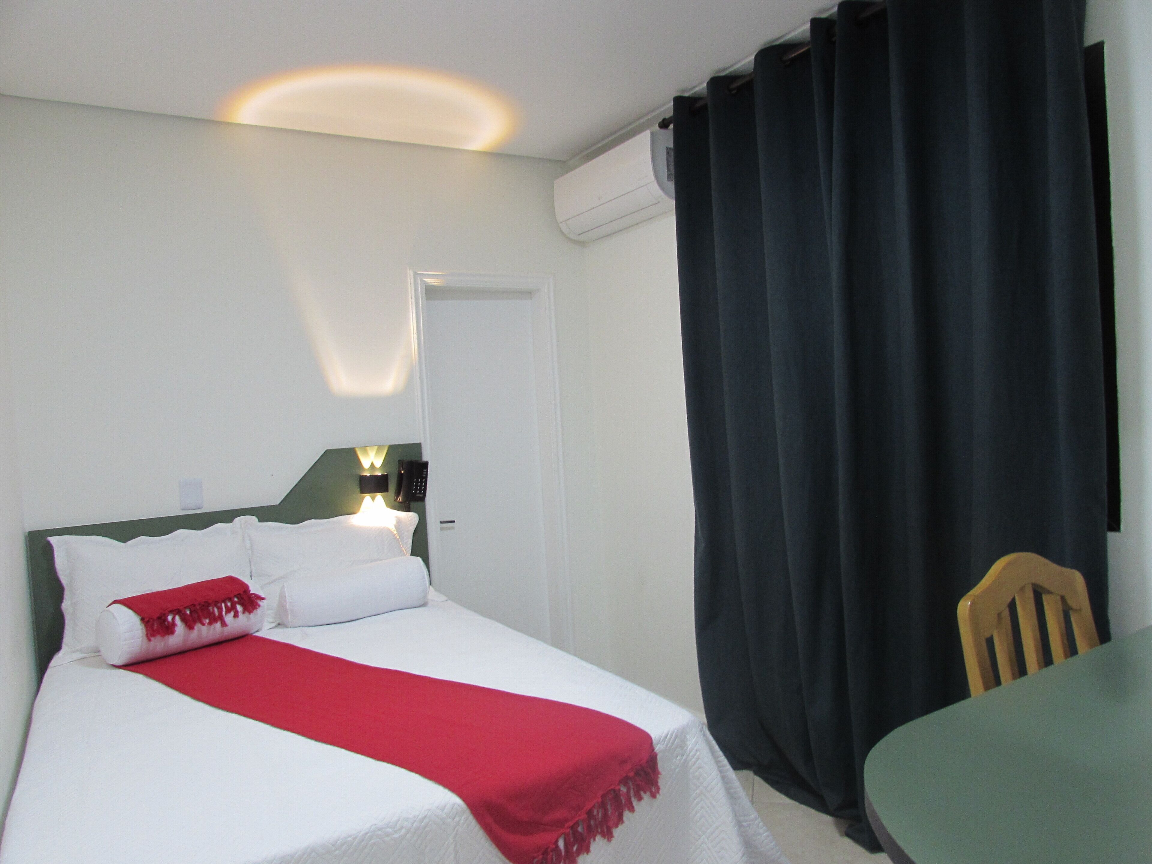 Photo - Hotel Paramount