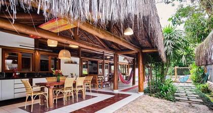 Praia de Itamambuca - Bali House