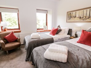 Chaumière | 5 chambres, décor unique, ameublement unique, accès au Wi-Fi (inclus)