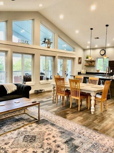 Pet friendly Lowcountry home on a creek with dock