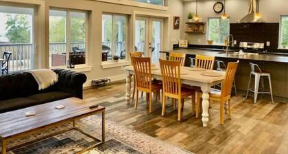 Pet friendly Lowcountry home on a creek with dock
