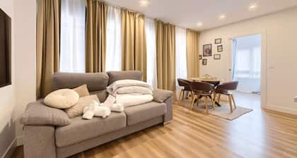 Deustown apartments for 4