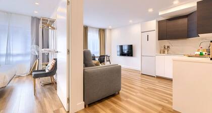 Deustown apartments for 8