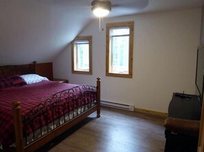 5 bedrooms, free WiFi, bed sheets
