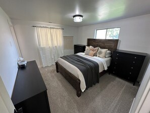 4 chambres, lit parapluie, Wi-Fi gratuit, draps fournis