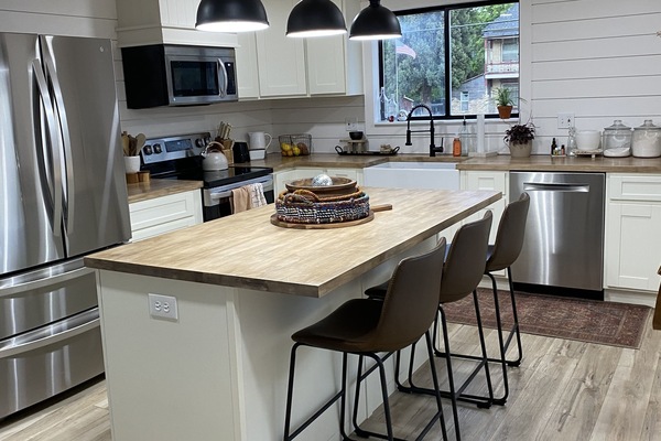 Refrigerador, microondas, horno, placa de cocina