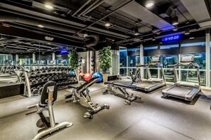 Fitness facility - Chic City Apt DT Indy w/ free parking
 (Indianapolis)