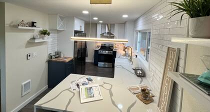 Game-Day Getaway! Modern Home near Downtown, Schools and Stadiums