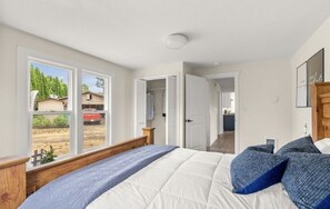 3 bedrooms, WiFi, bed sheets