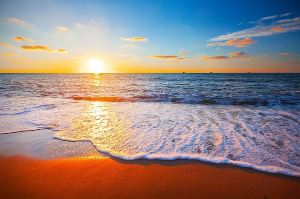 كراسي للتشمس، مناشف للشاطئ