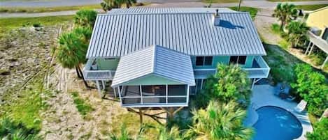 المنشأة من الخارج