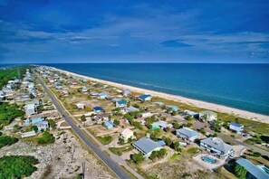 Beach nearby - 5 Bedroom. Heated Pool, Pet Friendly, 4 King SGI (Saint George Island)