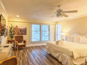 5 bedrooms, iron/ironing board, WiFi, bed sheets - 5 Bedroom. Heated Pool, Pet Friendly, 4 King SGI (Saint George Island)