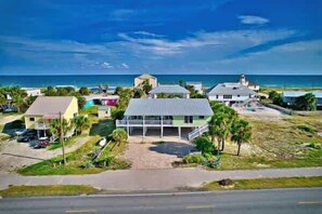 Exterior - 5 Bedroom. Heated Pool, Pet Friendly, 4 King SGI (Saint George Island)