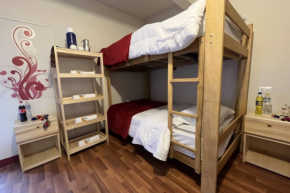 Traditional Shared Dormitory | Free WiFi