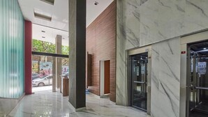Reception - Av. Dorrego 1600 (Buenos Aires)