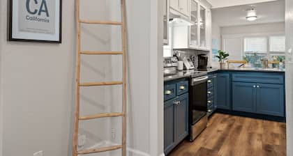 Chic 3-Bedroom Oasis: Minutes from Downtown Sac!