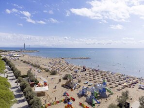 Beach nearby - Mobilehome with air conditioning, terrace and pool (Cavallino-Treporti)