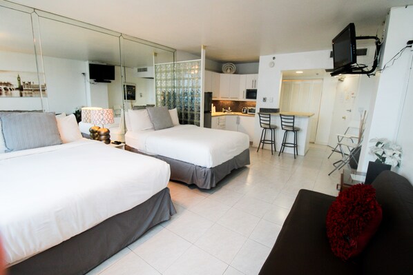 Iron/ironing board, free WiFi, bed sheets