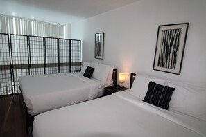 1 bedroom, iron/ironing board, WiFi, bed sheets - Castle B6  Bayview View Loft, Pool and Beach Access, Gym and Free Valet Parking (Miami Beach)