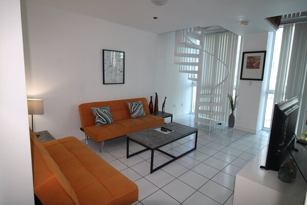 Unclassified image, 1 of 38, button - Castle B6  Bayview View Loft, Pool and Beach Access, Gym and Free Valet Parking (Miami Beach)