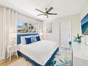 2 bedrooms, iron/ironing board, WiFi, bed sheets - Prime Location ~ Heated Pool ~ Beach + Nightlife ~ Great Neighborhood! (Pompano Beach)