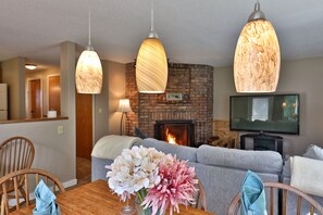 Interior - Mission: Snowpossible 1 BR/1BA Condo at Fall Line w/ Shuttle (Killington)