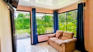 Basic Villa | Free WiFi, bed sheets