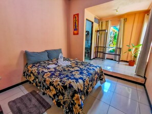 Free WiFi, bed sheets - Hotel Campestre Arenal (La Fortuna)