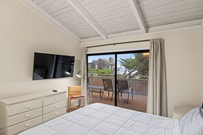 4 chambres, fer et planche à repasser, Wi-Fi, draps fournis