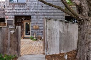 Exterior detail - Pelican 87: Beach Living at its Best (Pajaro Dunes)