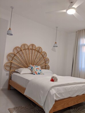 2 soverom, safe på rommet, skrivebord og strykejern/-brett