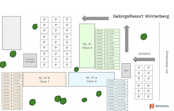 A hotel layout with multiple rooms, labeled as Nr. 41 a, b, and 3, and a section labeled as Fahrad-Schuppen.