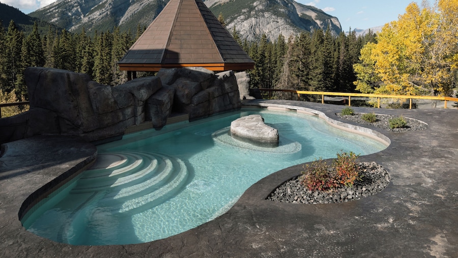 Hotel Canoe and Suites