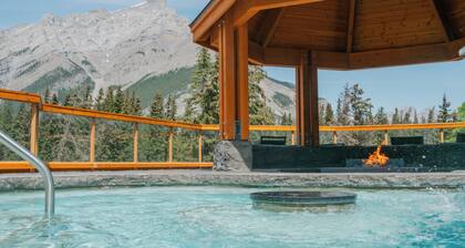 Hotel Canoe and Suites