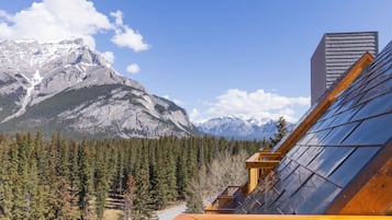 Superior Studio Suite, 1 King Bed, Mountain View | Balcony view