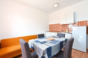 Dining - Holiday apartment mit Klimaanlage (Fažana)