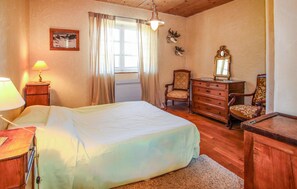 3 camere, ferro/asse da stiro, Wi-Fi gratuito, lenzuola