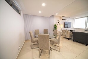 Dining - 2-bedroom awesome apt 50 feet to Condado Beach (San Juan)